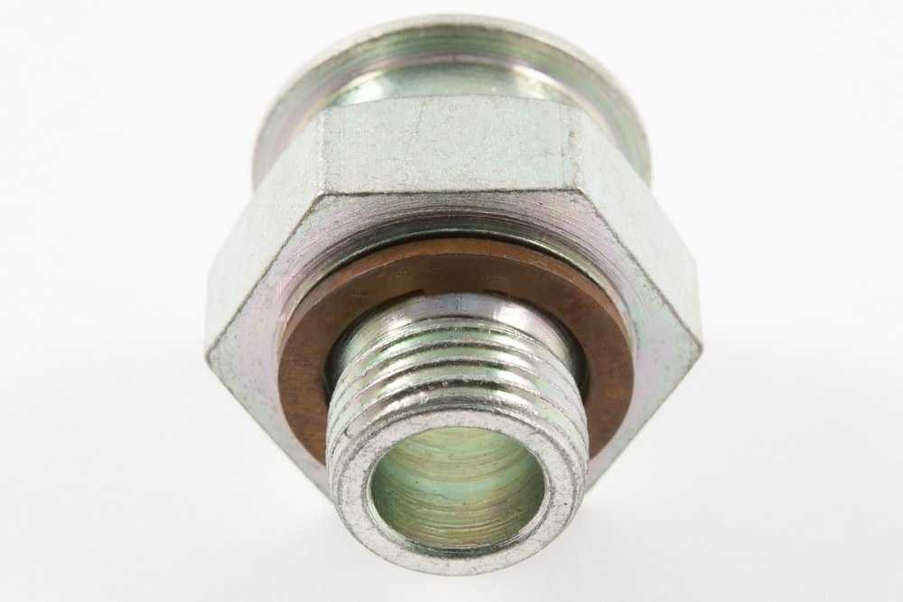 Штуцер топливный ТНВД Common Rail КАМАЗ Евро-3,4 М16х1,5 под быстросъем